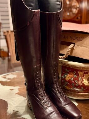 Gorgeous NWT Mountain Horse Sovereign Field Boots, Women’s Size 9, Reg/Short!
